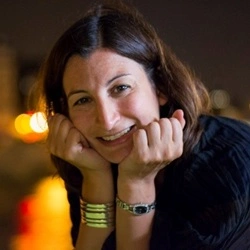 Kimberly  Ladone