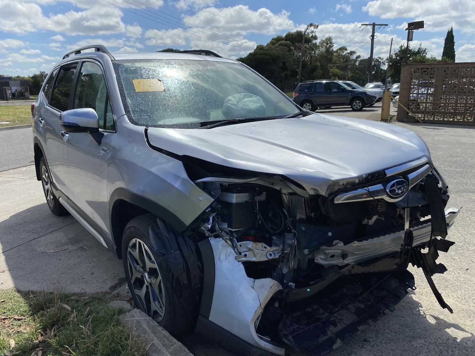 View Auto part Body/Door Mould Subaru Forester 2020