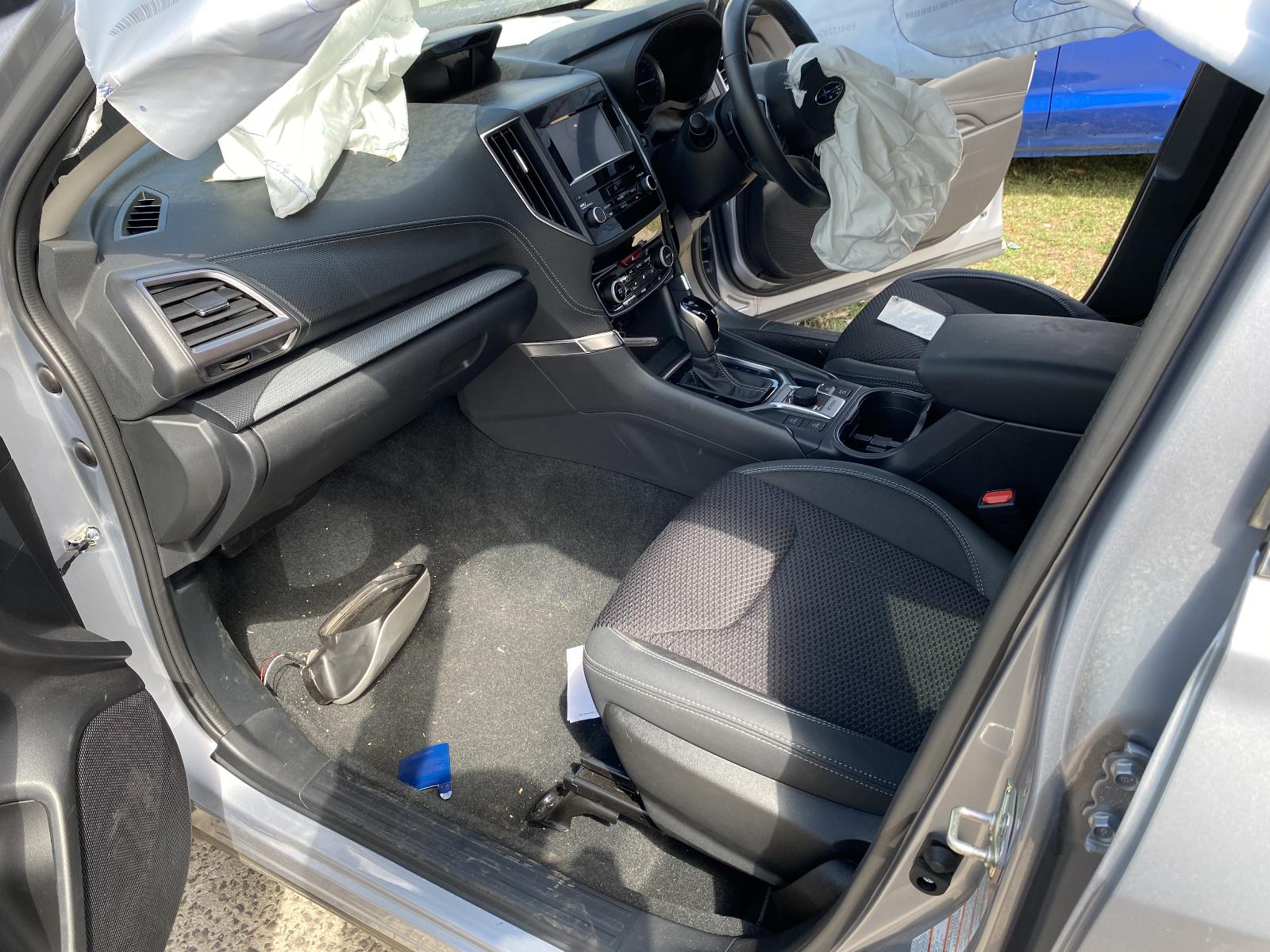 View Auto part Body/Door Mould Subaru Forester 2020