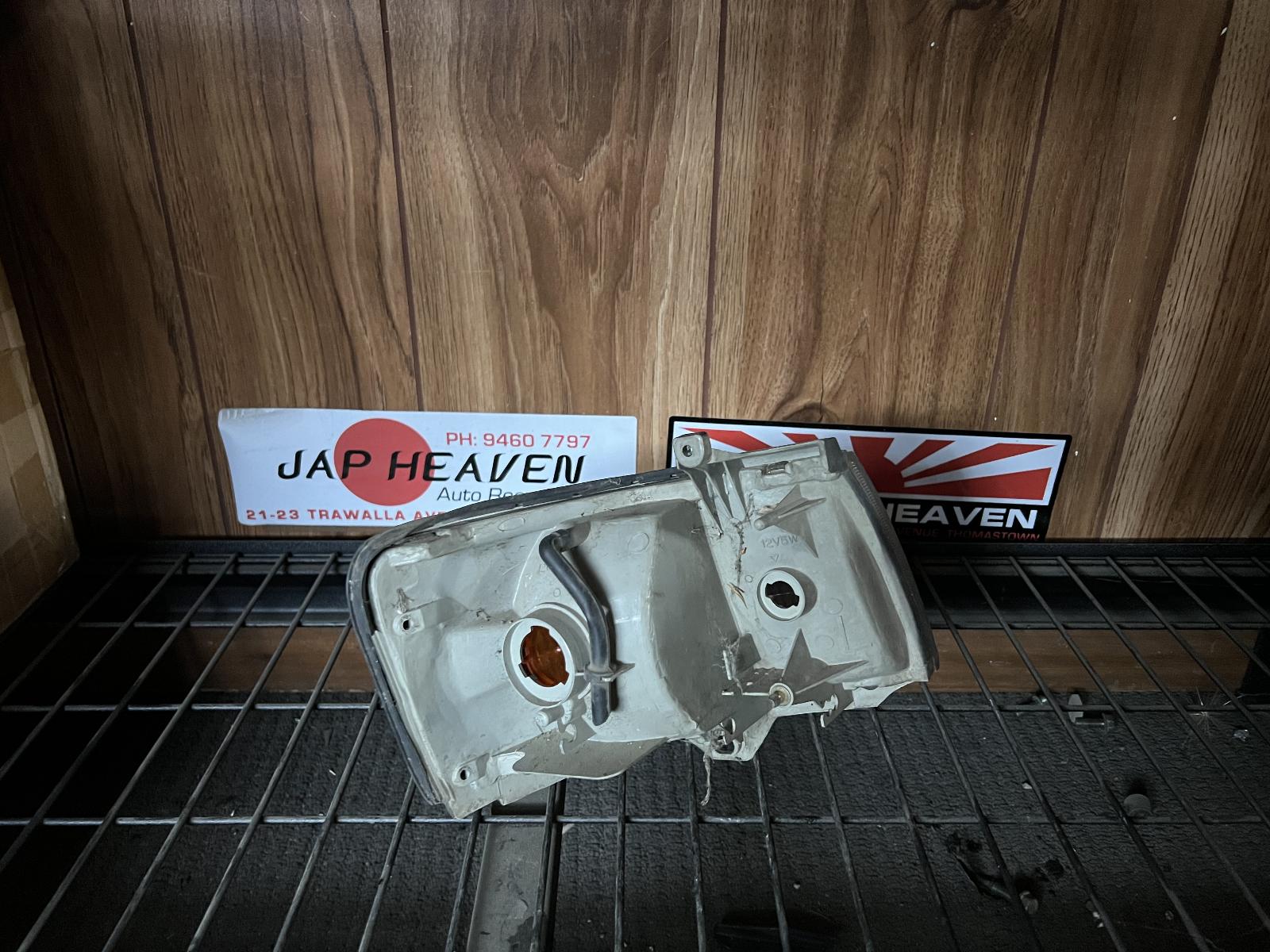 View Auto part Left Indicator/Fog/Side Mazda Mpv 1995