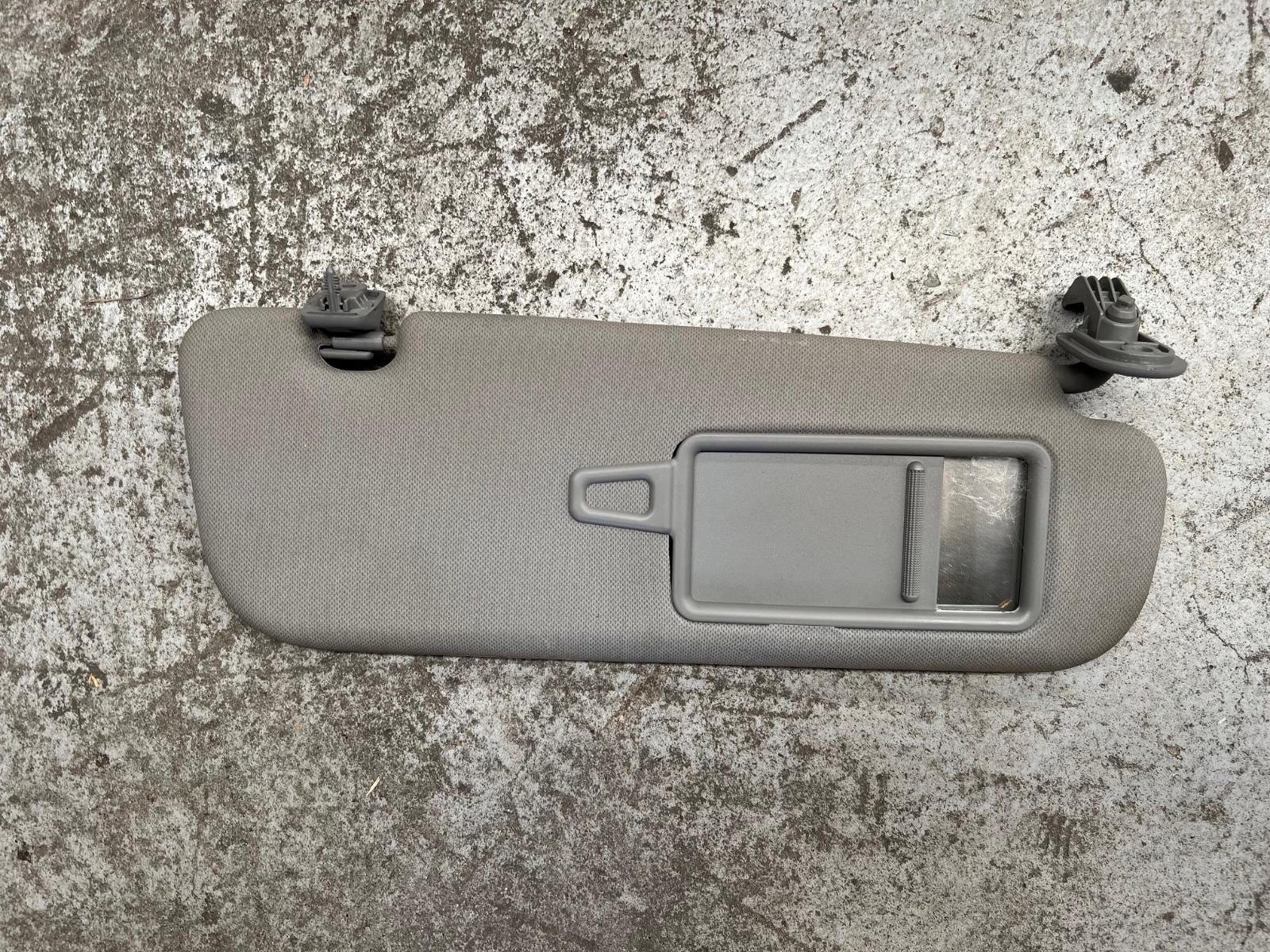 View Auto part Sunvisor Hyundai Veloster 2014