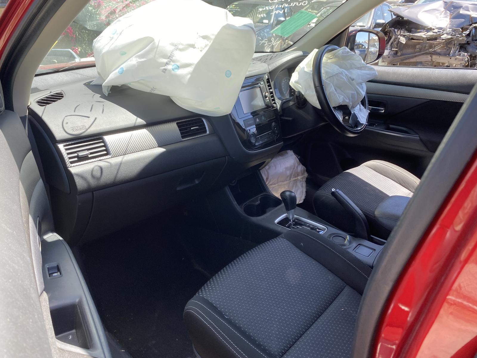 View Auto part Left Door Mirror Mitsubishi Outlander 2015