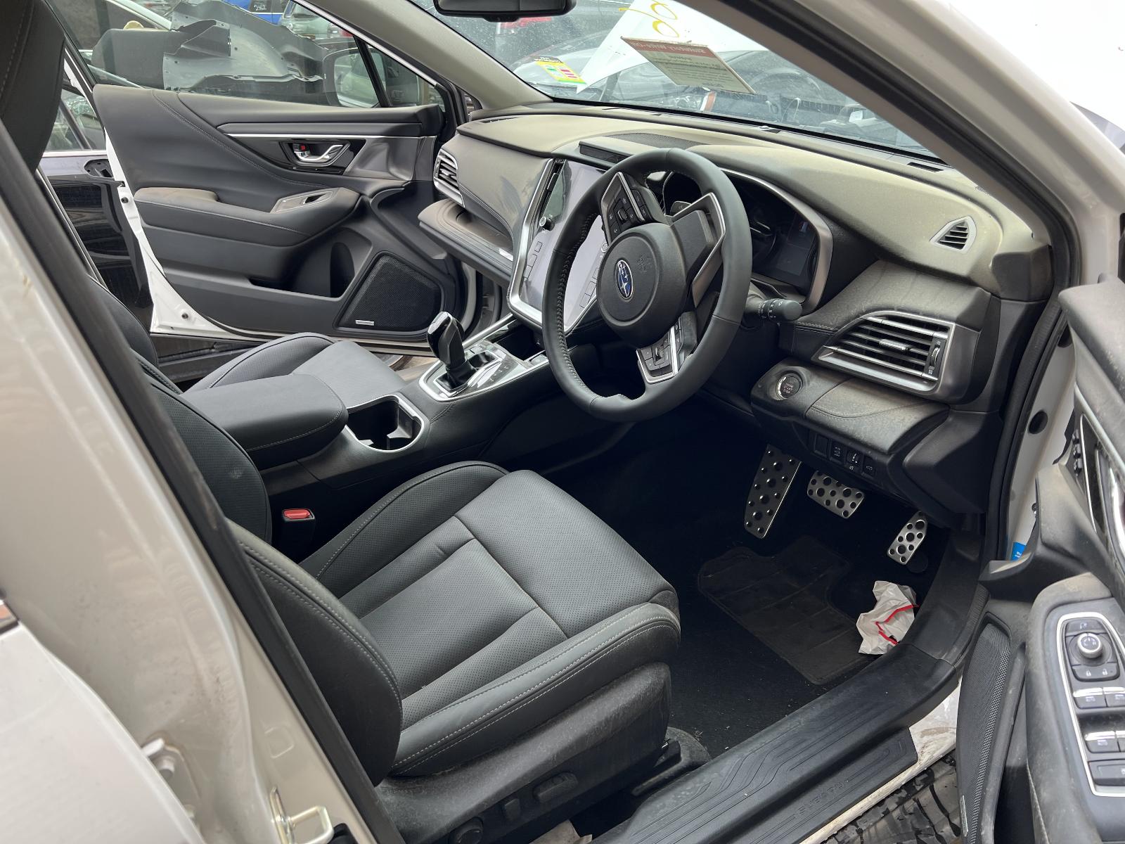 View Auto part Door Handle Subaru Outback 2021