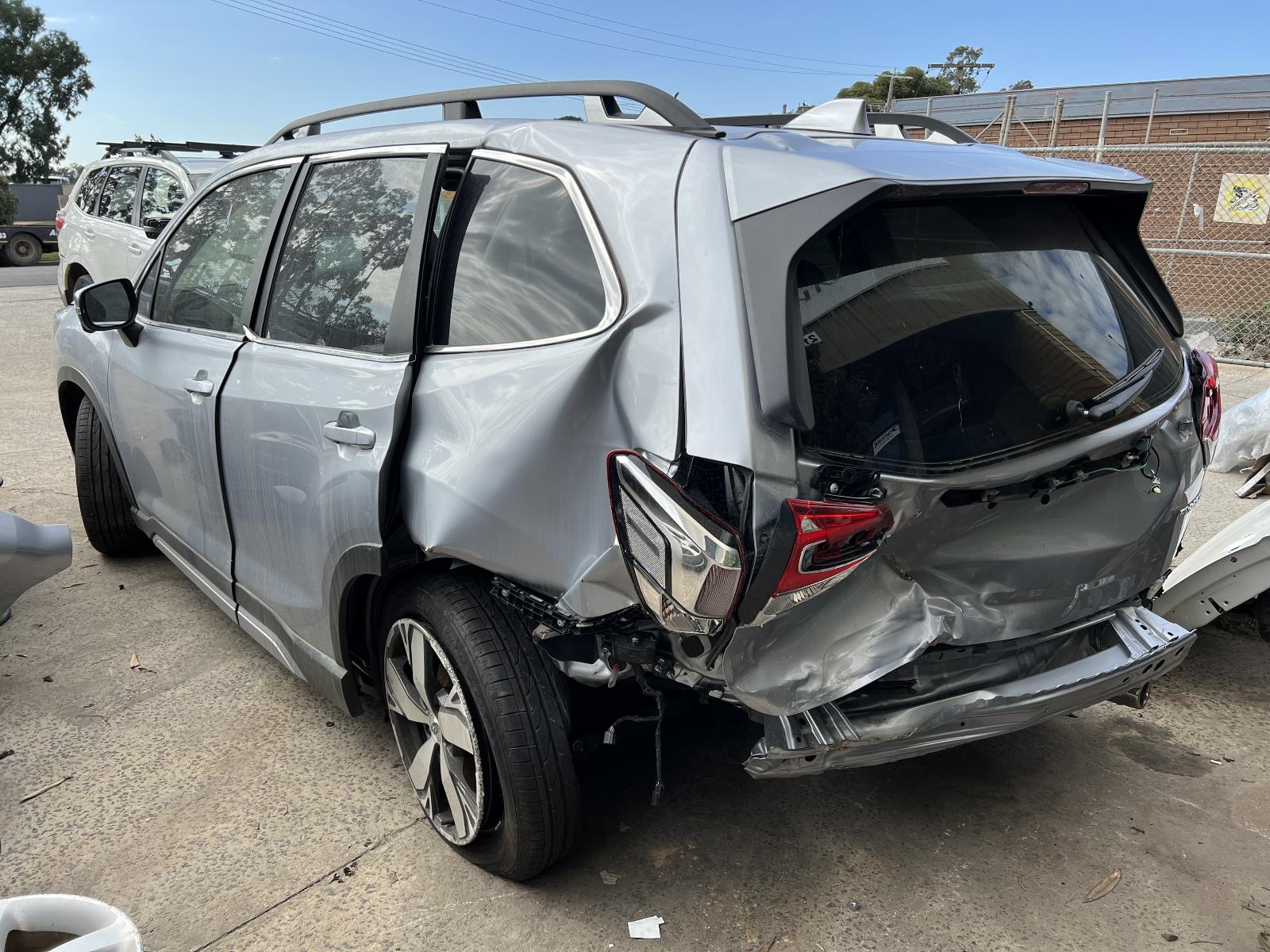 View Auto part Body/Door Mould Subaru Forester 2021