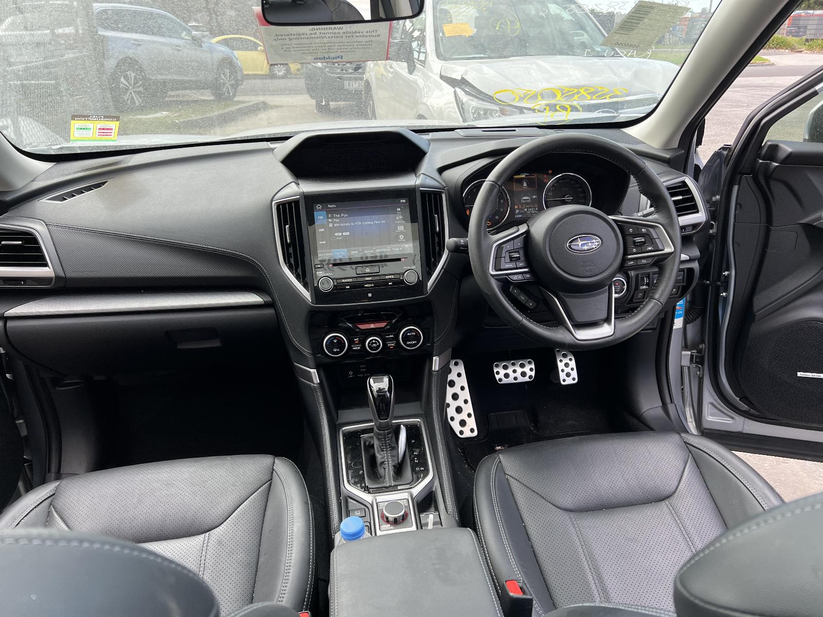 View Auto part Body/Door Mould Subaru Forester 2021