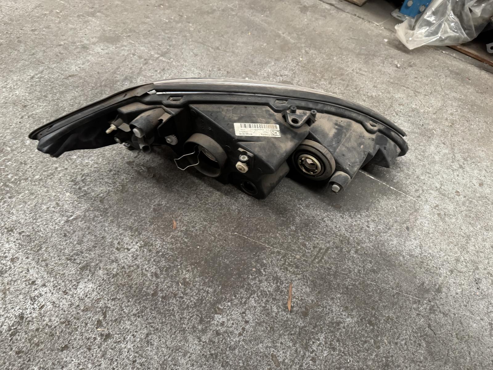 View Auto part Left Headlamp Toyota Camry 2004