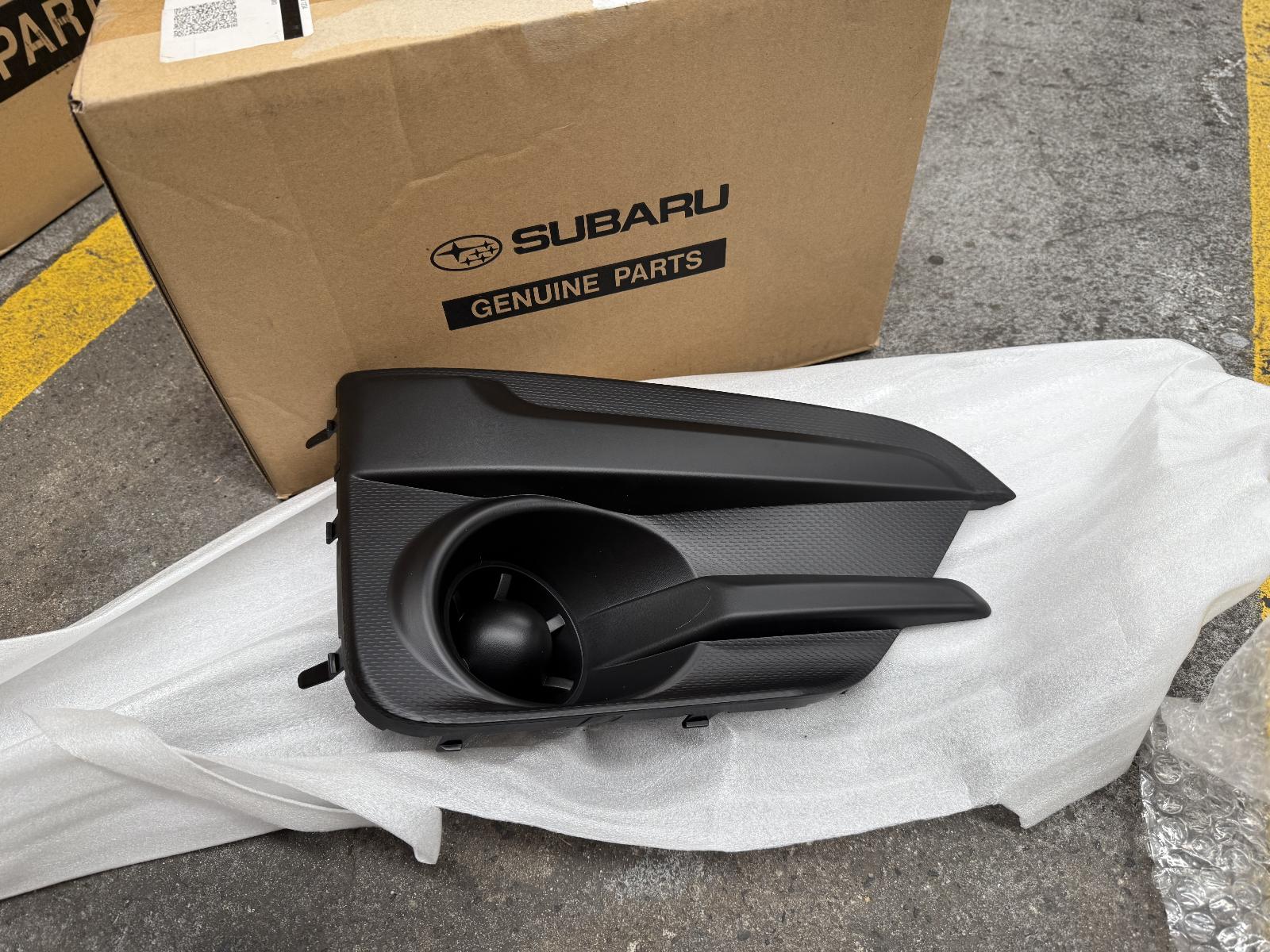 View Auto part Grille Subaru Impreza 2018