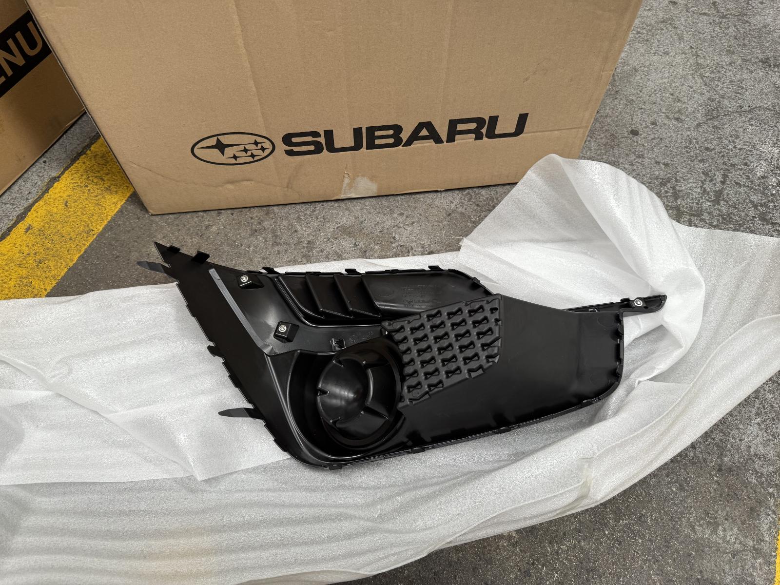 View Auto part Left Indicator/Fog/Side Subaru Impreza 2015