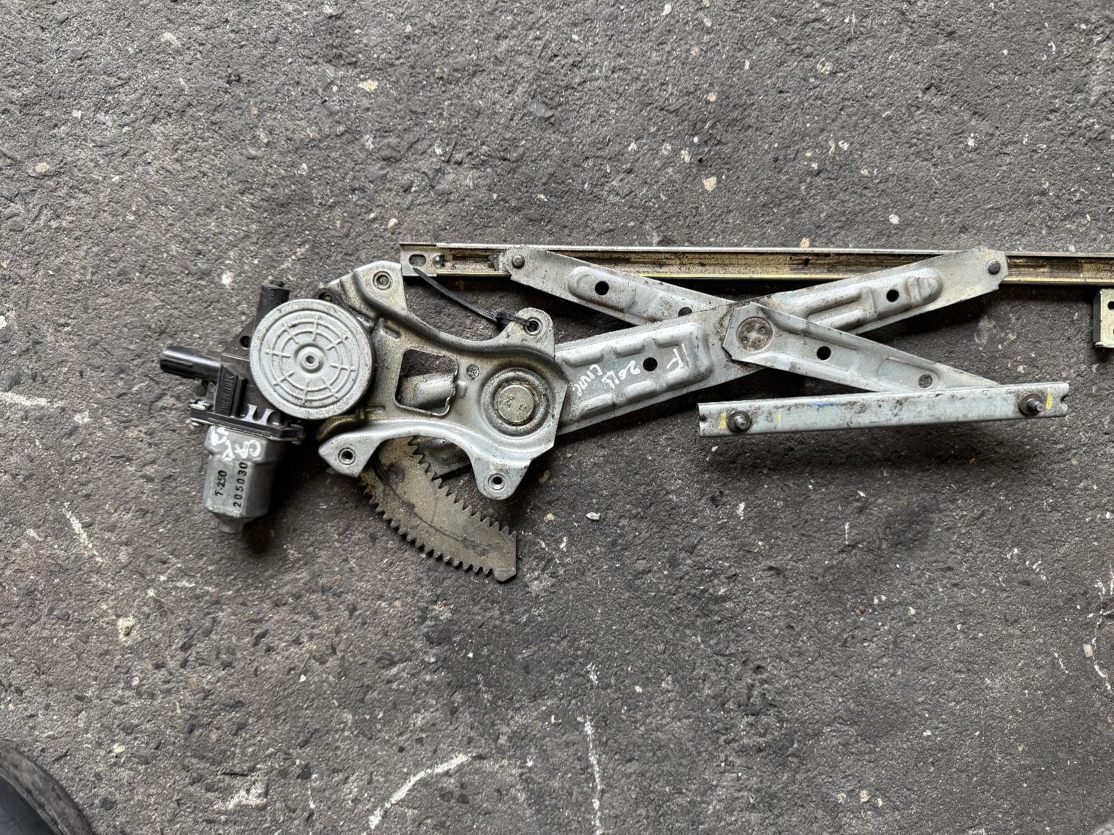 View Auto part Left Front Window Reg/Motor Honda Civic 2013
