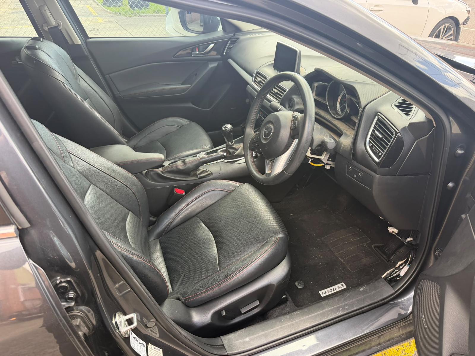 View Auto part Door/Boot/Gate Lock Mazda 3 2015