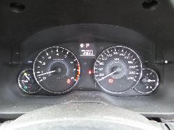 104878
