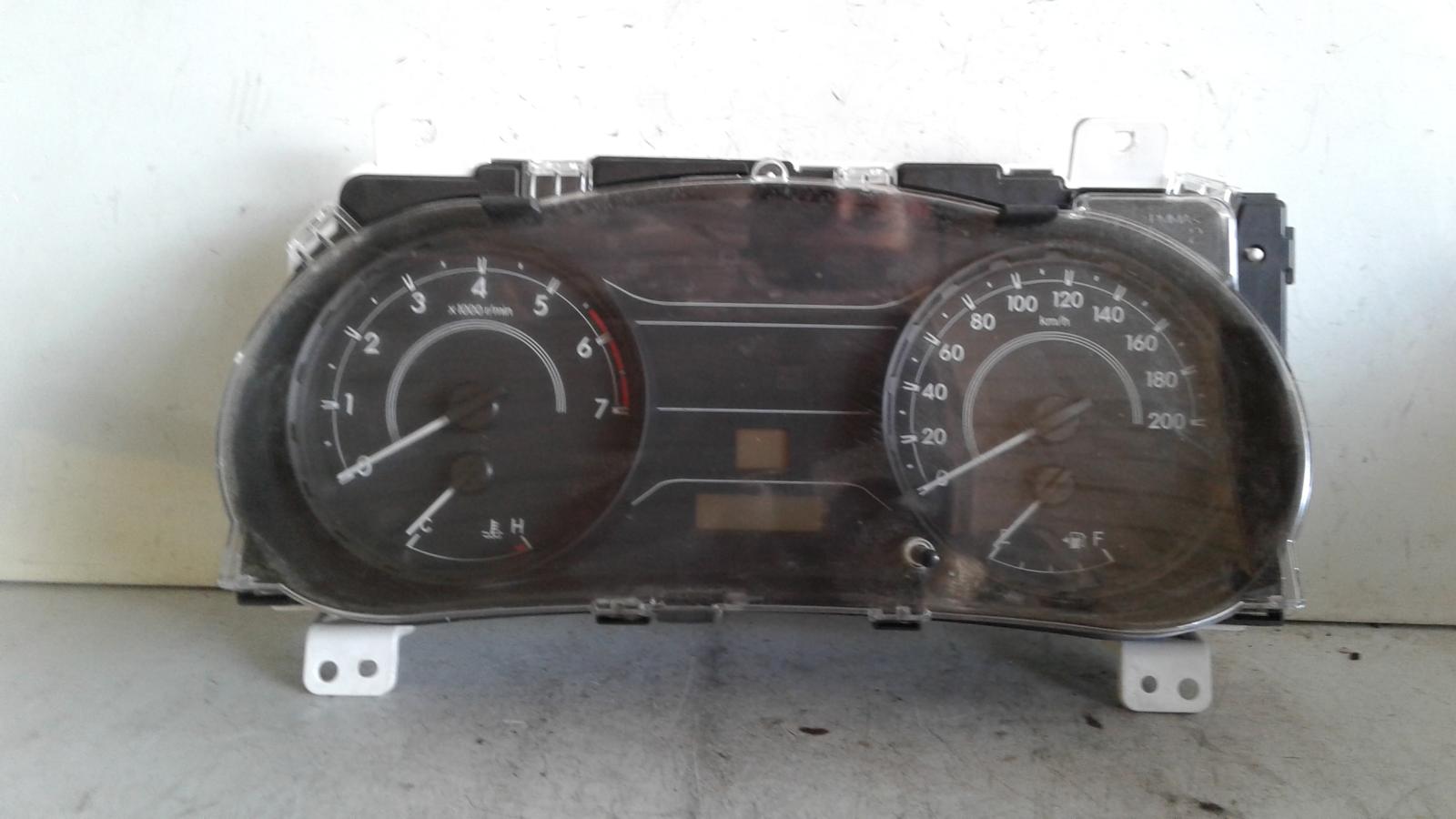 TOYOTA HILUX INSTRUMENT CLUSTER INSTRUMENT CLUSTER, PETROL, AUTO T/M