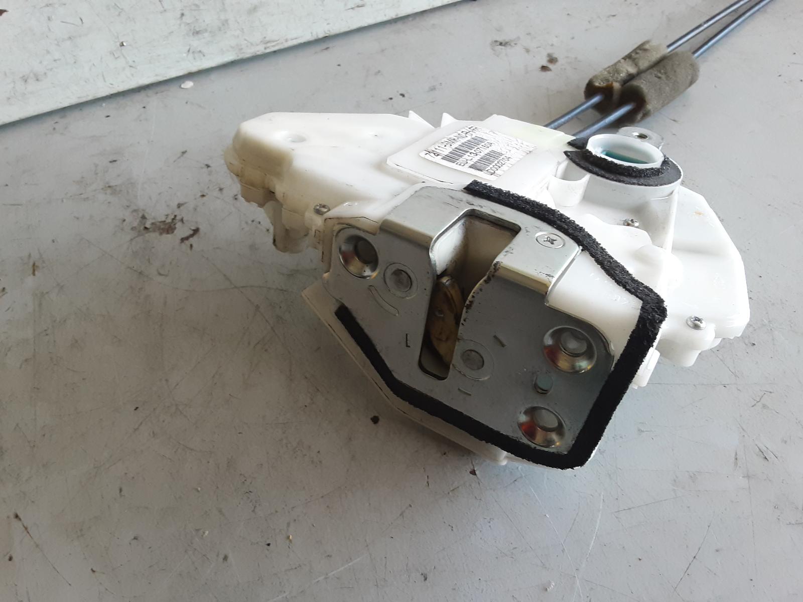 HONDA CIVIC LOCK MECHANISM RIGHT FRONT DOOR LOCK, 8TH GEN, 3DR HATCH