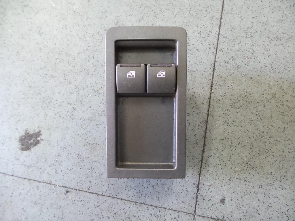 2005 Holden Commodore Pwr Dr Wind Switch View Auto part Pwr Dr Wind Switch Holden Commodore 2005
