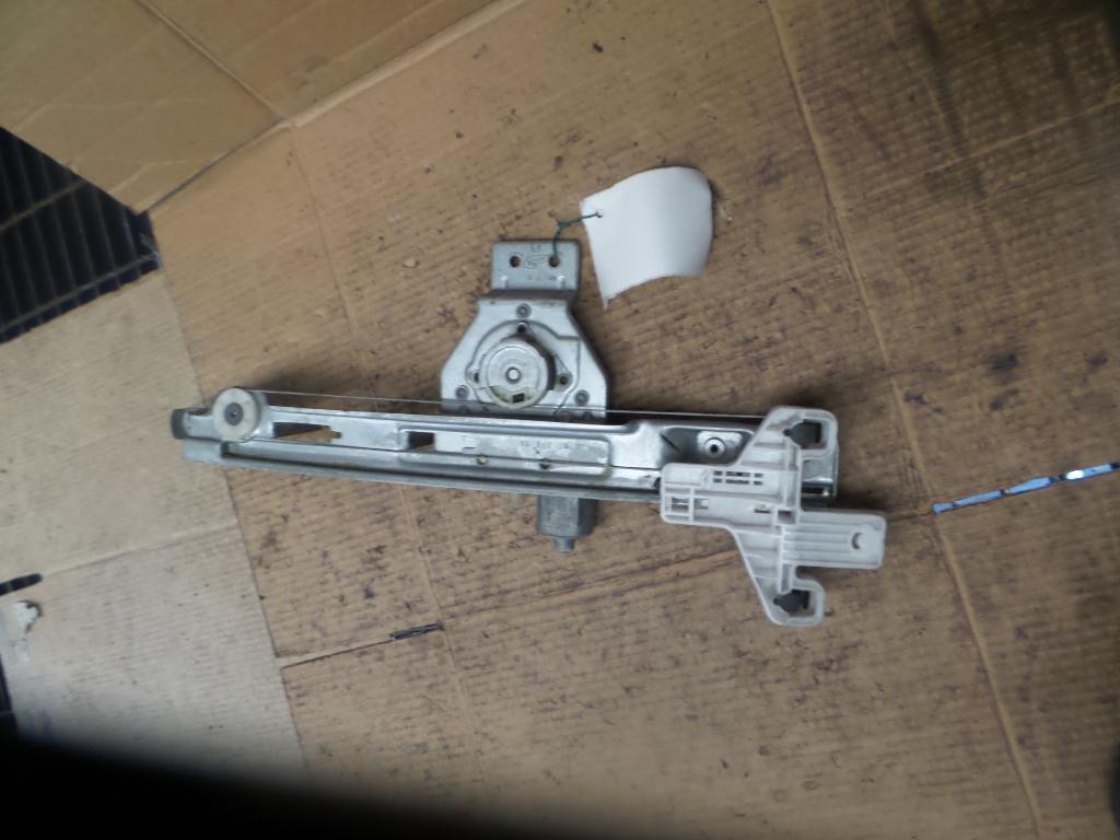 View Auto part Left Rear Wnd Reg/Motor Dodge Caliber 2011