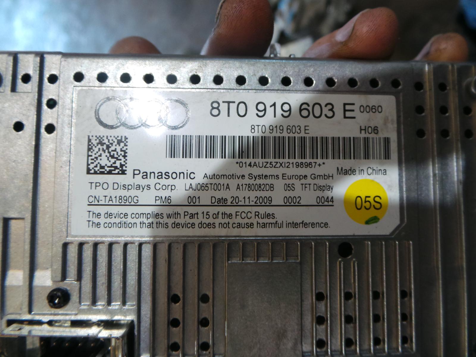 View Auto part Radio/Cd/Dvd/Sat/Tv Audi A4 2010