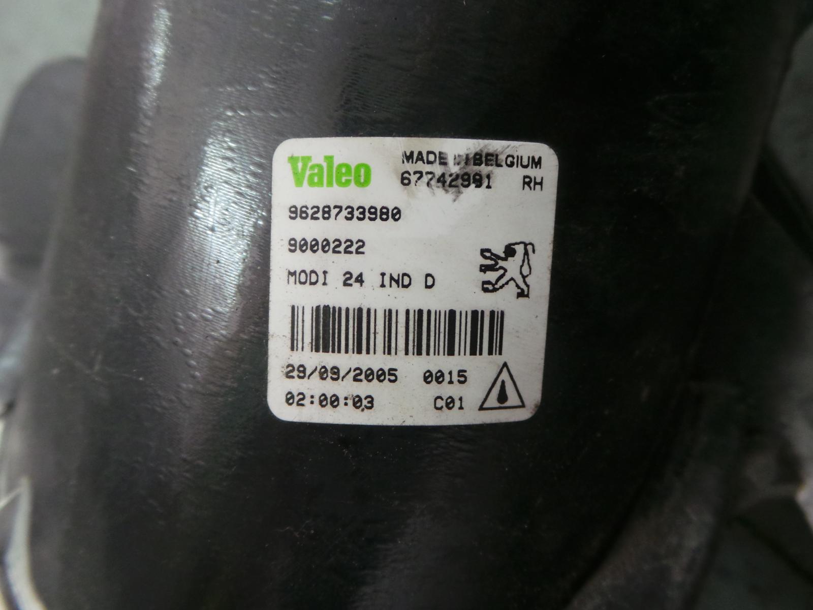 View Auto part Right Indicator/Fog/Side Peugeot 206 2005