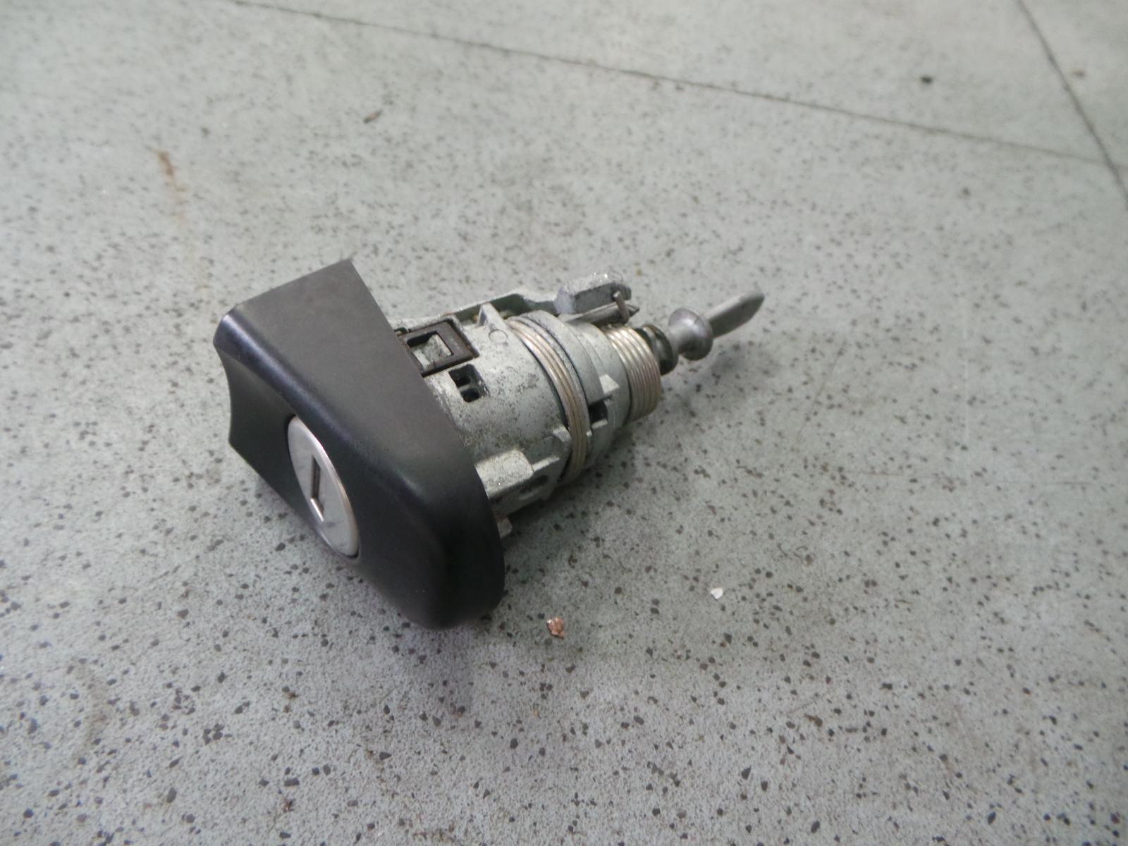 View Auto part Misc Volkswagen Transporter 2010