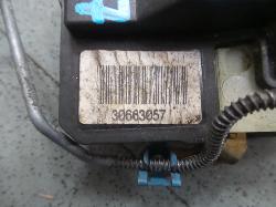 View Auto part Door/Boot/Gate Lock Volvo Xc70 2004