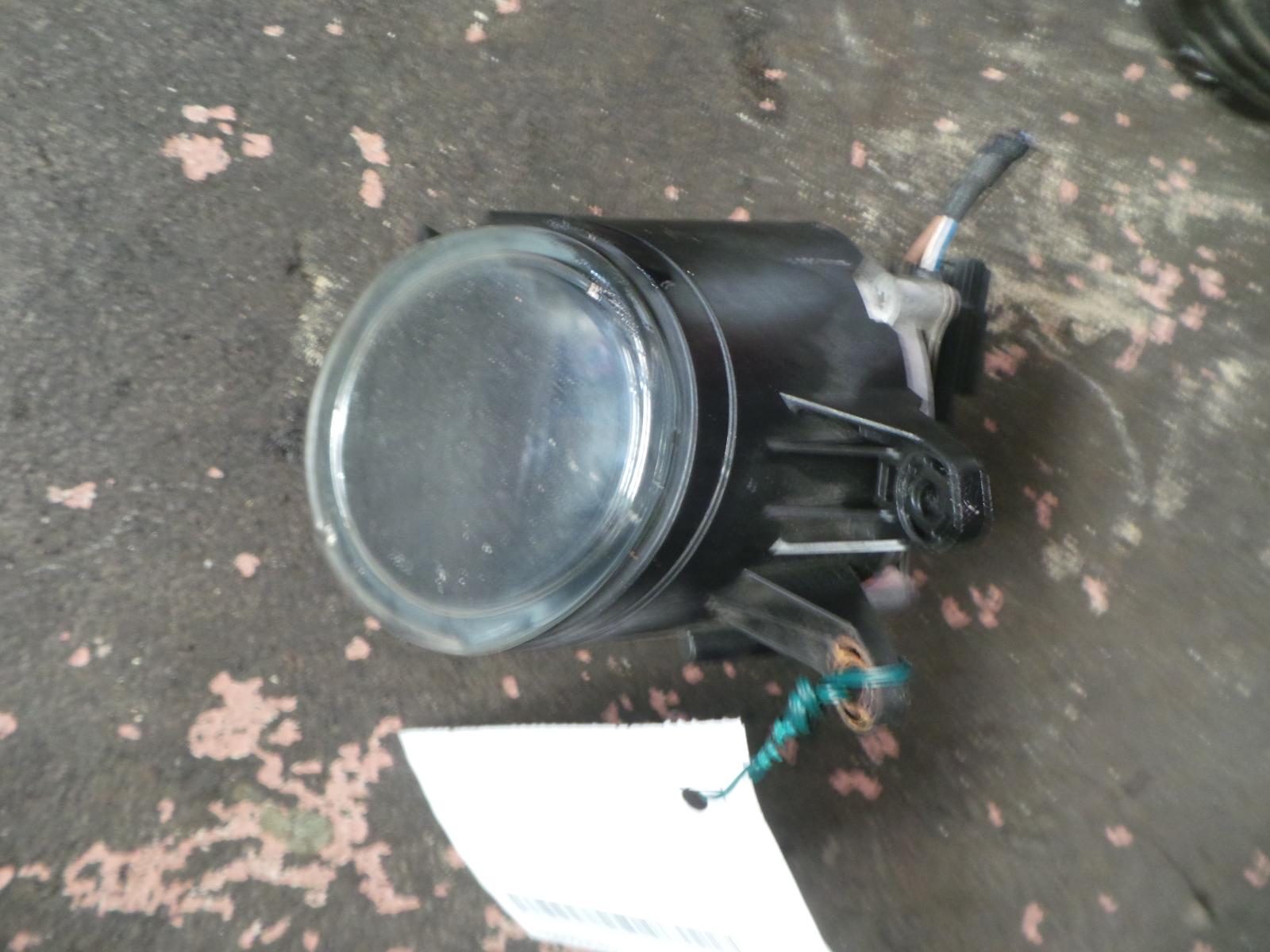 2004 Audi A4 Right Indicator/Fog/Side View Auto part Right Indicator/Fog/Side Audi A4 2004