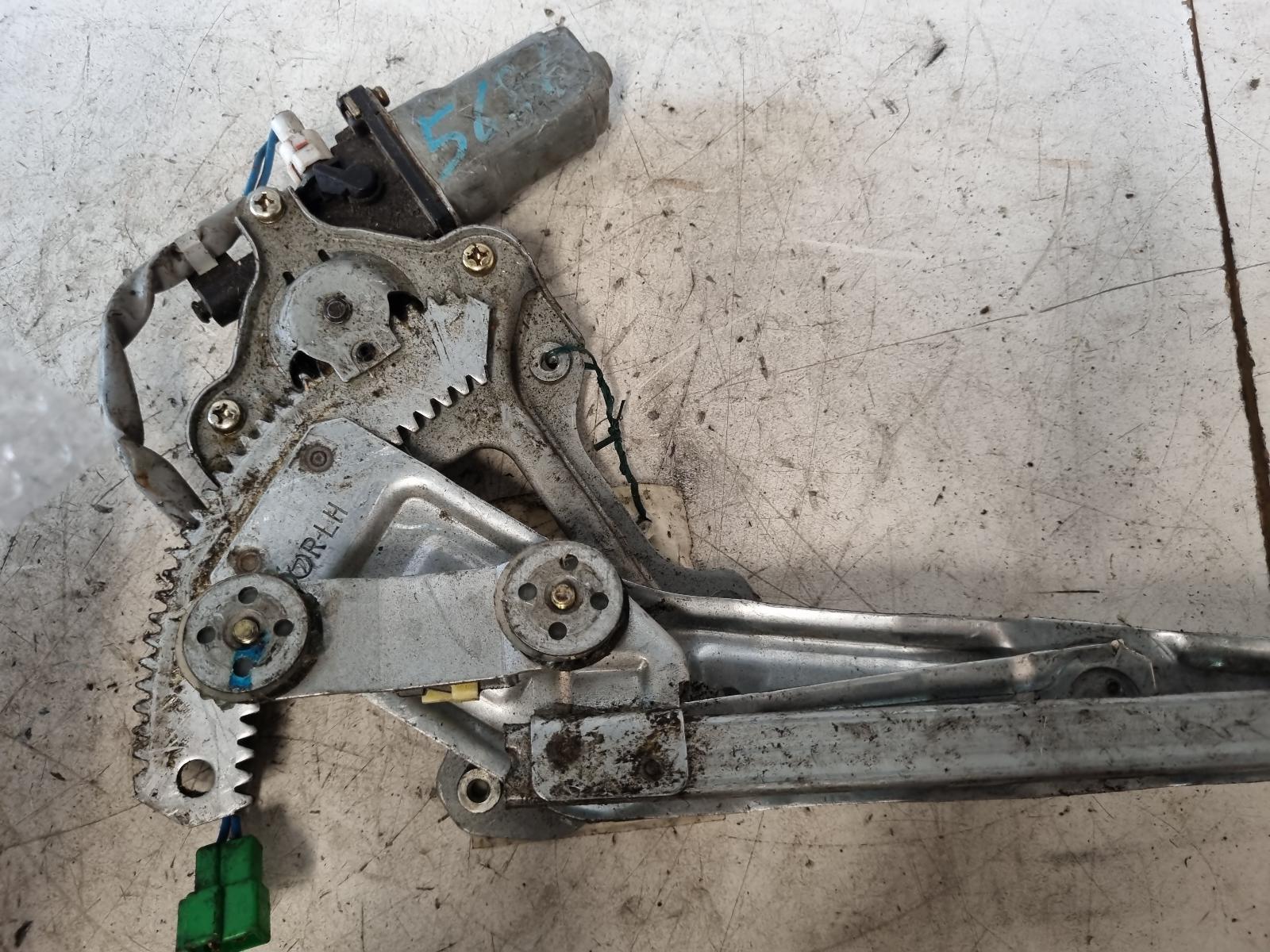 View Auto part Left Rear Wnd Reg/Motor Subaru Forester 2003