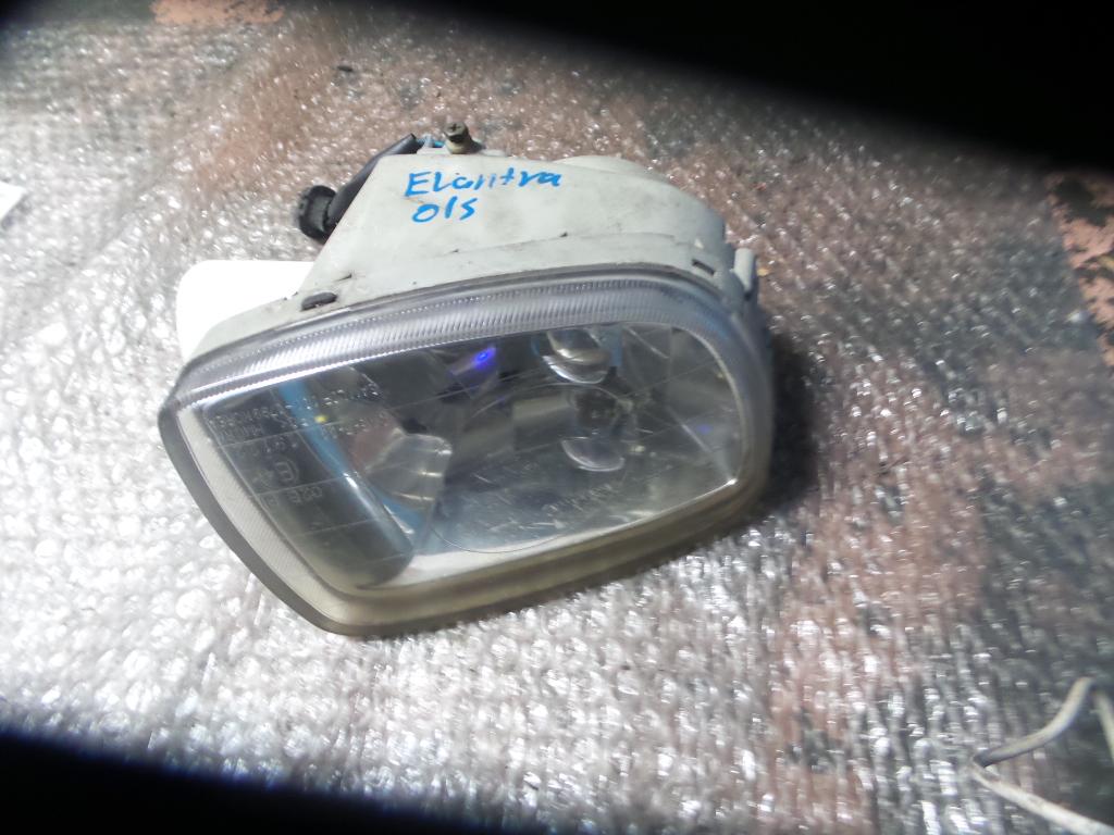 2001 Hyundai Elantra Right Indicator/Fog/Side View Auto part Right Indicator/Fog/Side Hyundai Elantra 2001