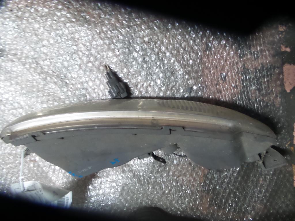 View Auto part Right Indicator/Fog/Side Holden Commodore 1999