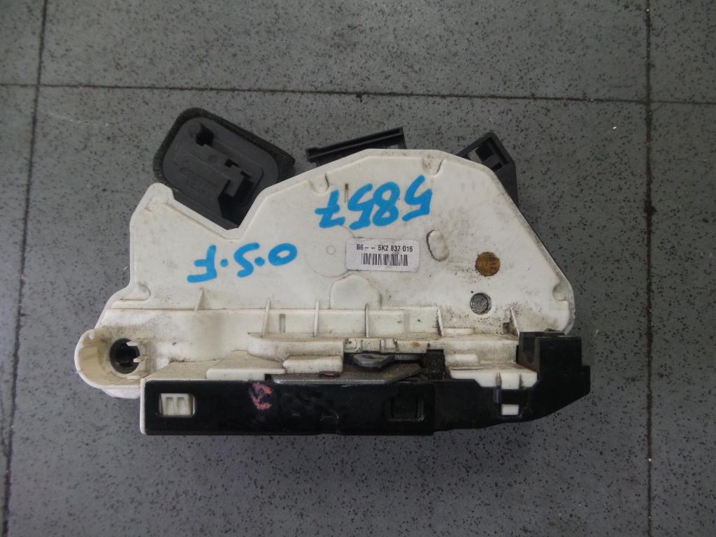 View Auto part Door/Boot/Gate Lock Volkswagen Golf 2009