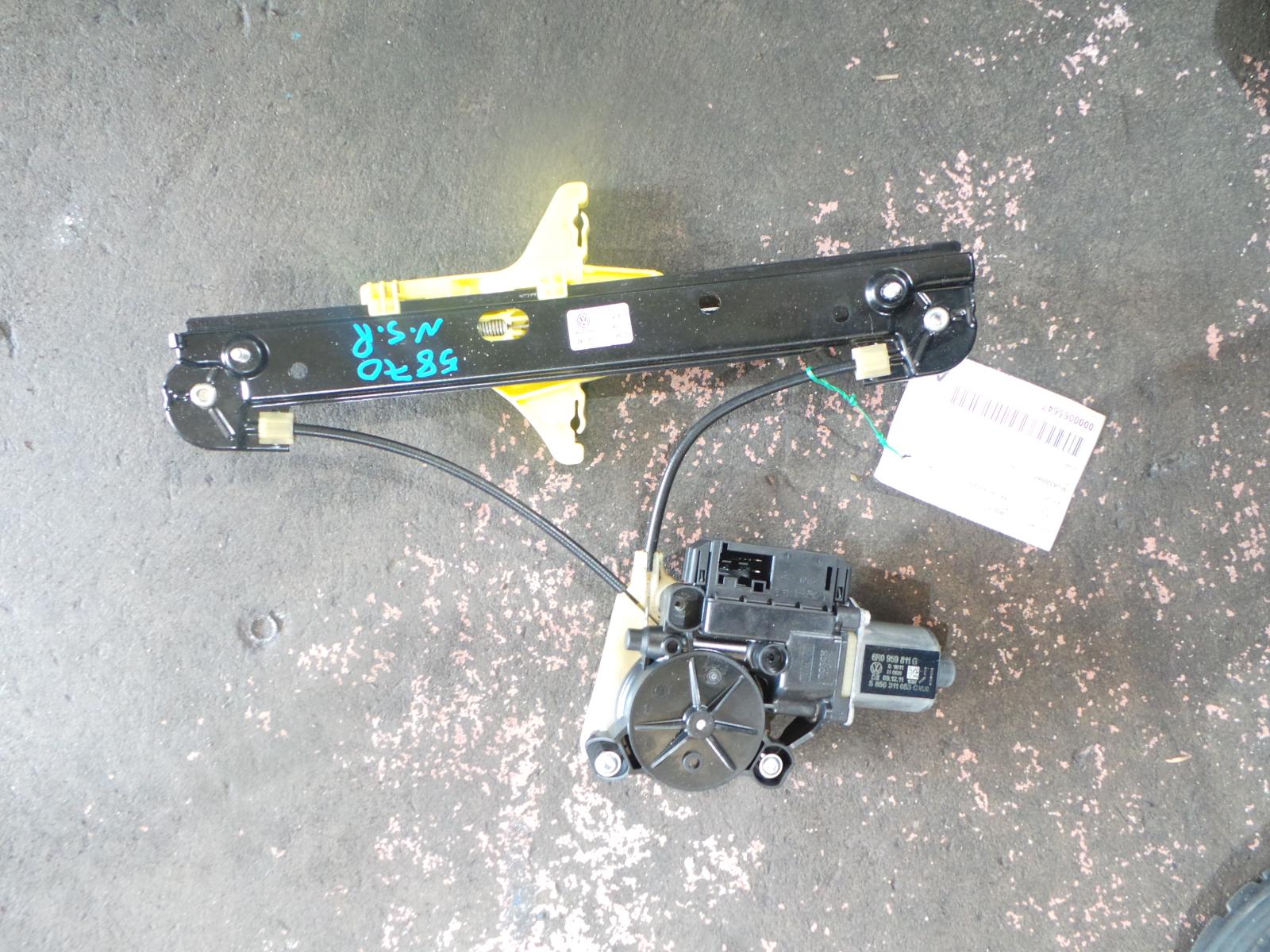 View Auto part Left Rear Wnd Reg/Motor Volkswagen Polo 2012