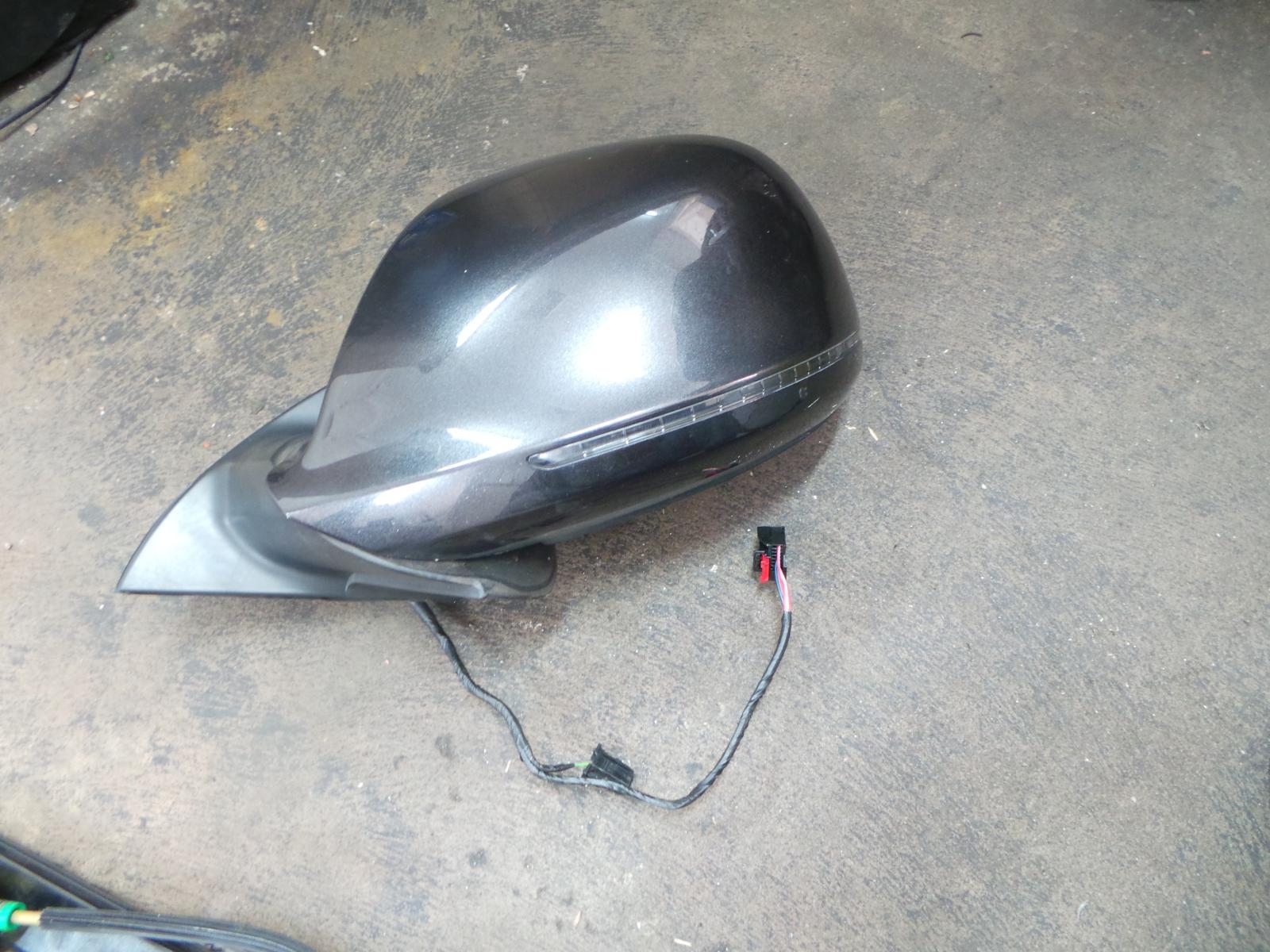 2008 Audi Q7 Left Door Mirror View Auto part Left Door Mirror Audi Q7 2008