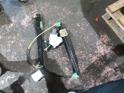 View Auto part Right Front Window Reg/Motor Audi Q3 2015