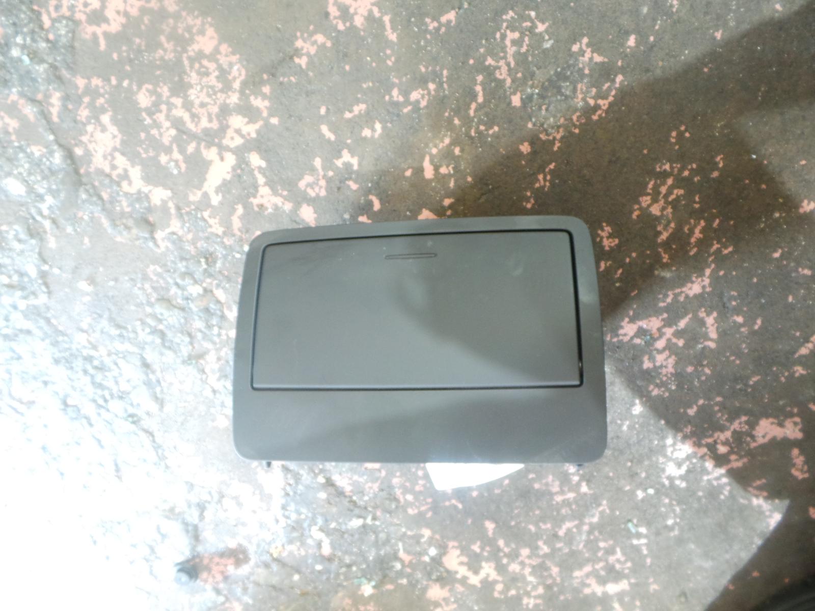 View Auto part Radio/Cd/Dvd/Sat/Tv Audi Q3 2015