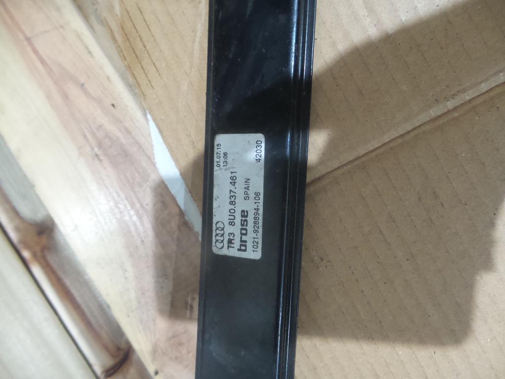 View Auto part Left Front Window Reg/Motor Audi Q3 2015