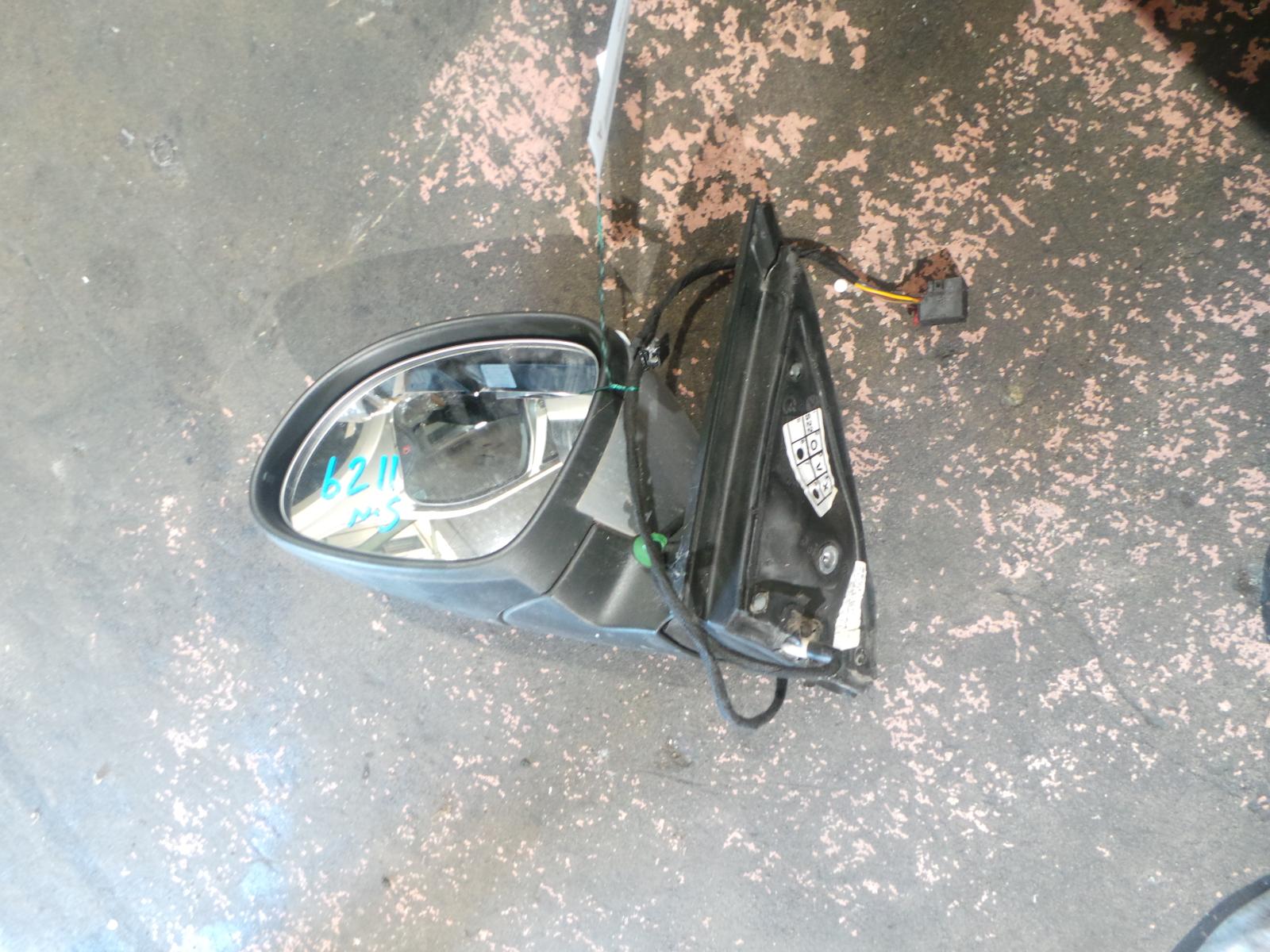 2008 Volkswagen Tiguan Left Door Mirror View Auto part Left Door Mirror Volkswagen Tiguan 2008