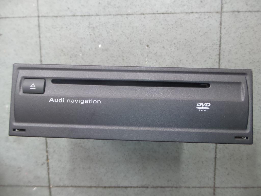 View Auto part Radio/Cd/Dvd/Sat/Tv Audi Q7 2009