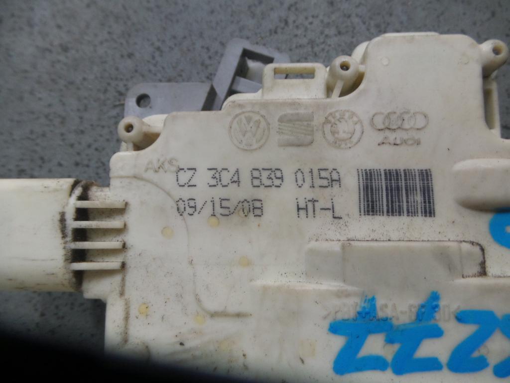 View Auto part Door/Boot/Gate Lock Audi Q7 2009