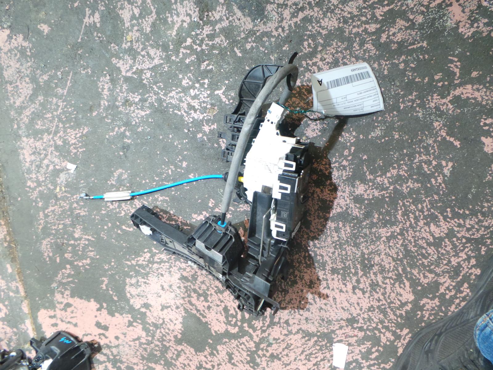 Door/Boot/Gate Lock B Class Mercedes 2015