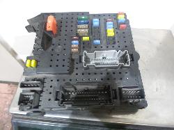 View Auto part Fuse Box Volvo Xc90 2005