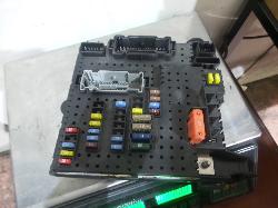 View Auto part Fuse Box Volvo Xc90 2005