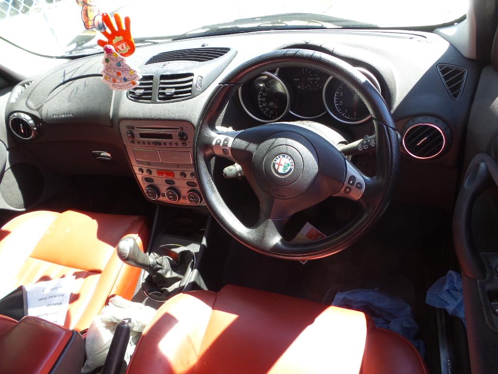 2002 Alfa Romeo 147 Airbag Module/Sensor View Auto part Airbag Module/Sensor Alfa Romeo 147 2002