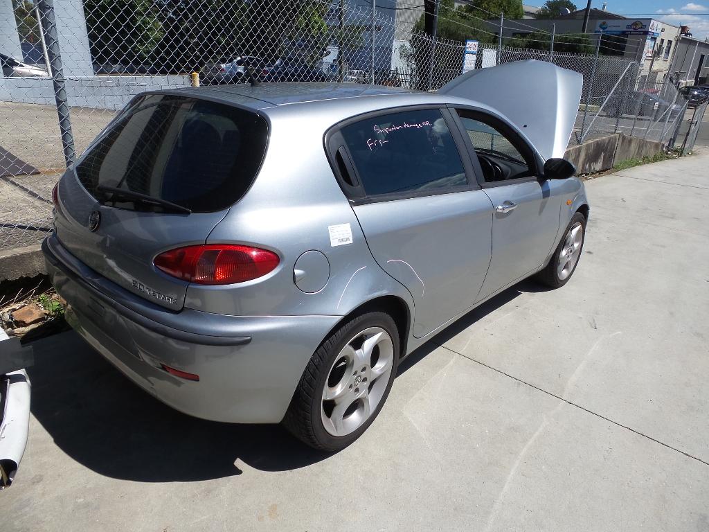 2002 Alfa Romeo 147 Airbag Module/Sensor View Auto part Airbag Module/Sensor Alfa Romeo 147 2002
