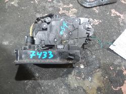 View Auto part Door/Boot/Gate Lock Bmw 2 Series 2014