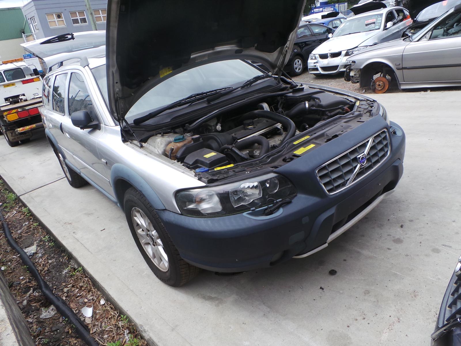 2004 Volvo Xc70 Door/Boot/Gate Lock View Auto part Door/Boot/Gate Lock Volvo Xc70 2004