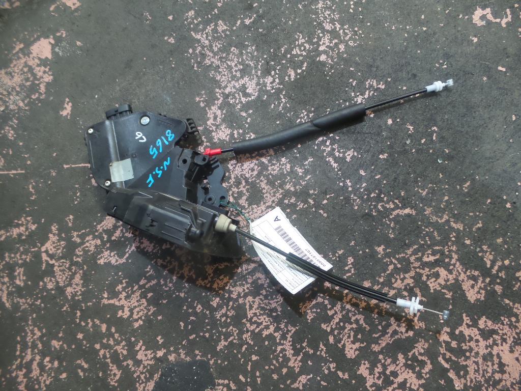 View Auto part Door/Boot/Gate Lock Land Rover Discovery Sport 2020