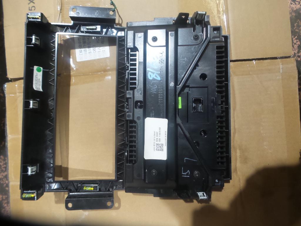 View Auto part Heater/Ac Controls Land Rover Discovery Sport 2020