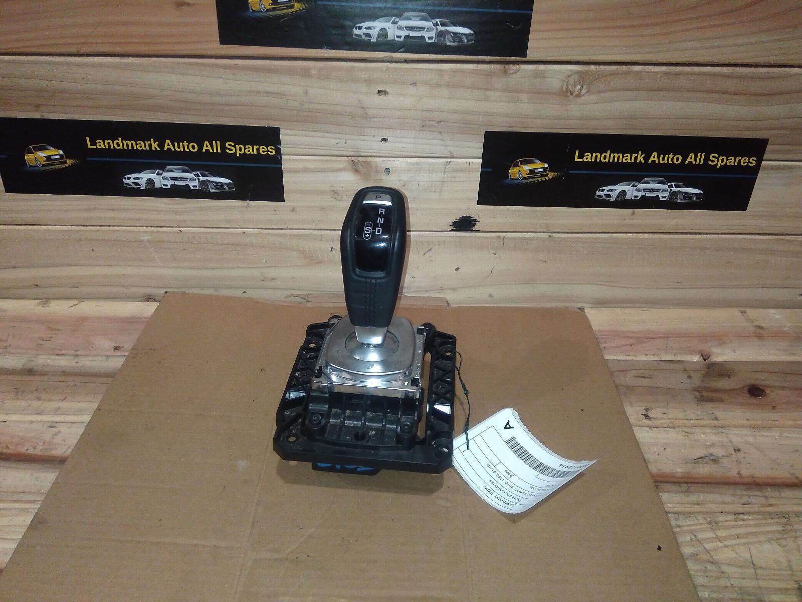 View Auto part Gear Stick/Shifter Land Rover Discovery Sport 2020