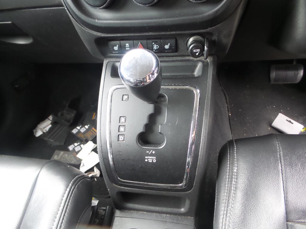 View Auto part Left Indicator/Fog/Side Jeep Patriot 2010