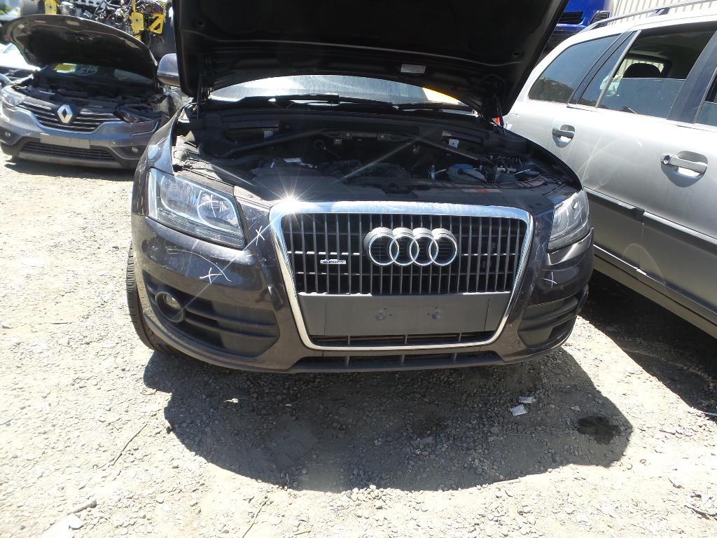 2009 Audi Q5 Radio/Cd/Dvd/Sat/Tv View Auto part Radio/Cd/Dvd/Sat/Tv Audi Q5 2009