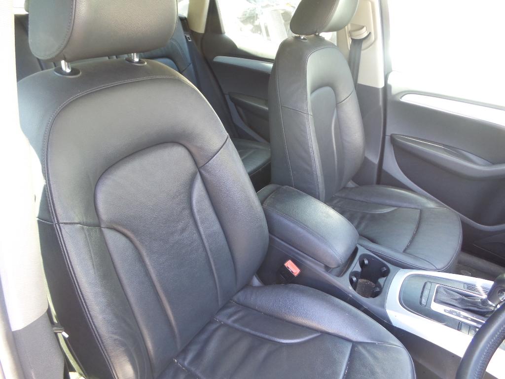 2009 Audi Q5 Radio/Cd/Dvd/Sat/Tv View Auto part Radio/Cd/Dvd/Sat/Tv Audi Q5 2009