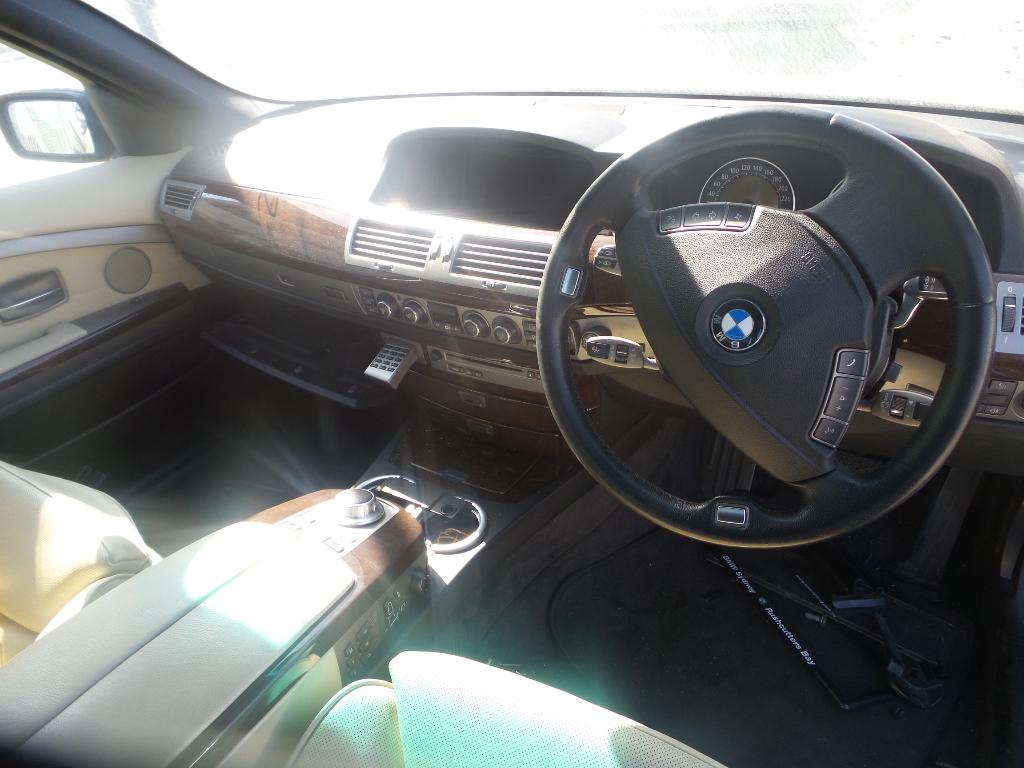 View Auto part Differential Centre Bmw 7 Series 2007